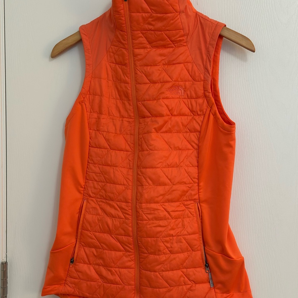 The North Face Orange Quilted Vest Lightweight Insulation
